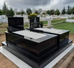 Çift Kişilik Mezar 12